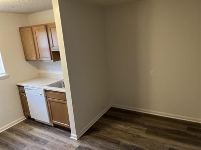 206 North Walnut Street - Photo 2 of 9