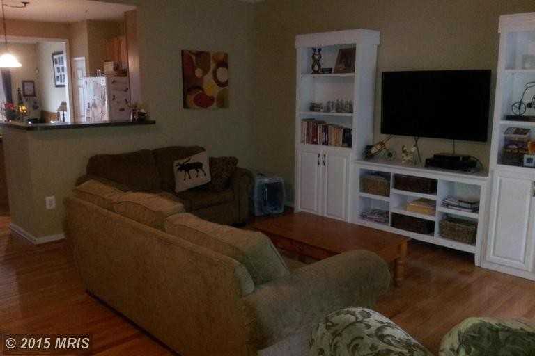 1736 Emory St - Photo 3 of 12