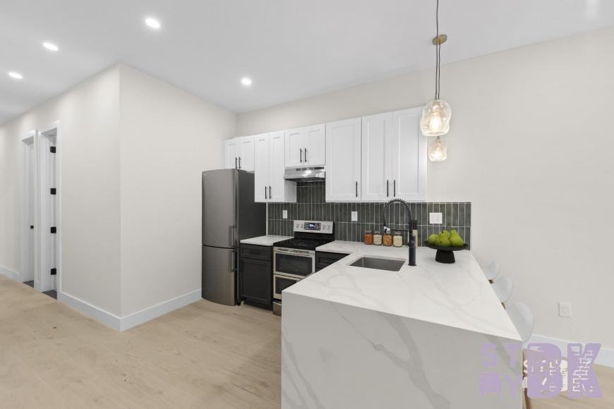 63 Suydam St - Photo 2 of 9