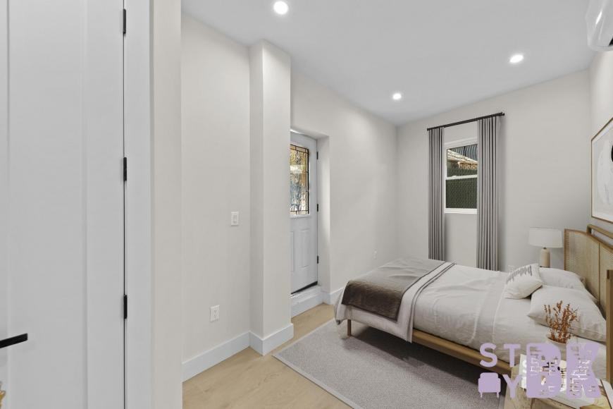 63 Suydam St - Photo 4 of 9
