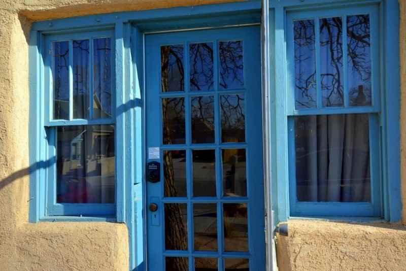 1116 8th St NW - Photo 3 of 24