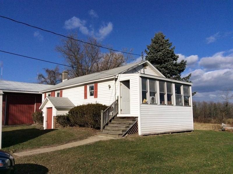 65 Kenwood Ave - Photo 3 of 18