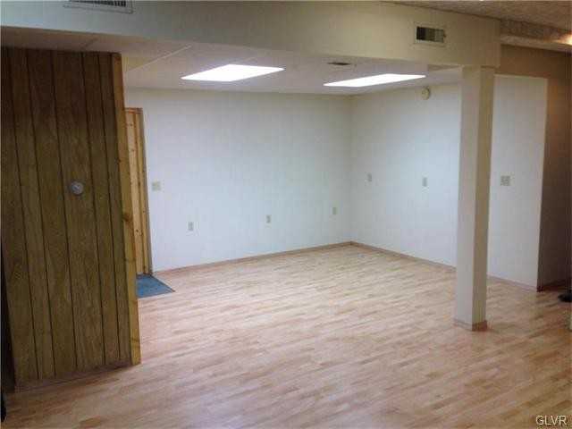 1413 State St - Photo 3 of 15