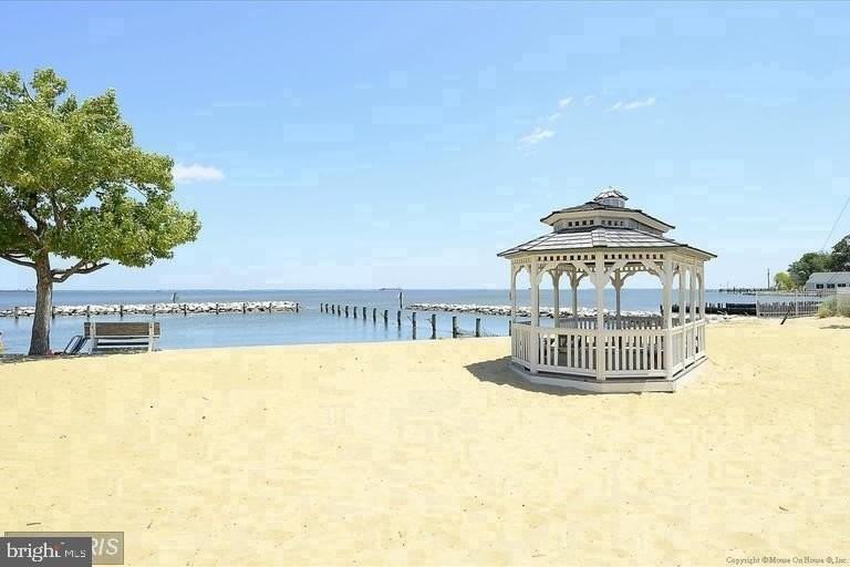 1330 Washington Drive - Photo 5 of 30