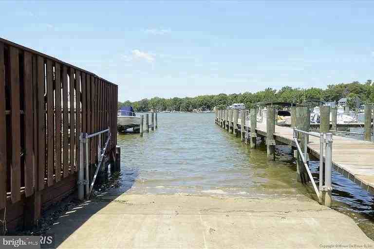 1330 Washington Drive - Photo 6 of 30