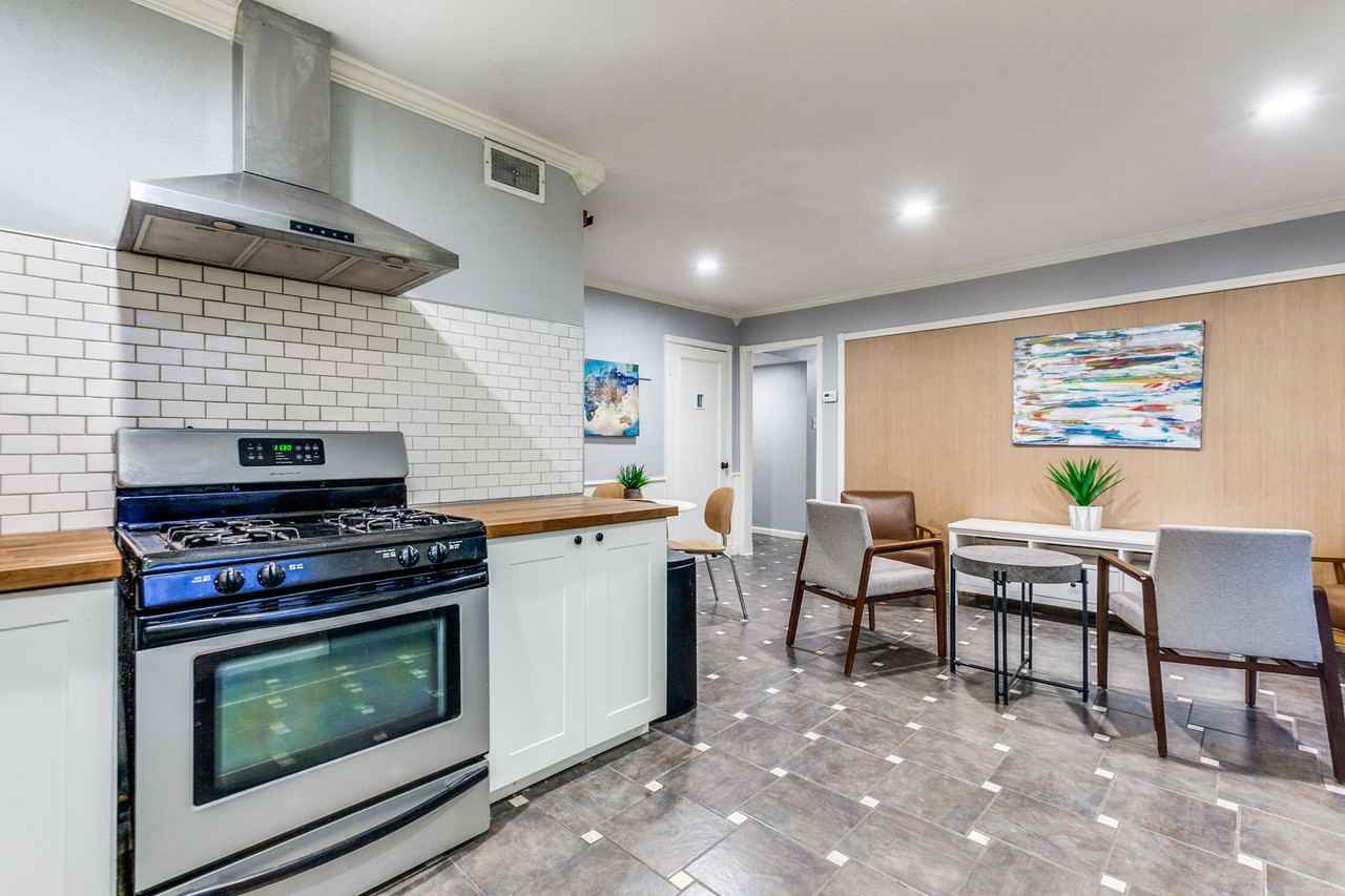 Dublin Dr - Photo 3 of 11