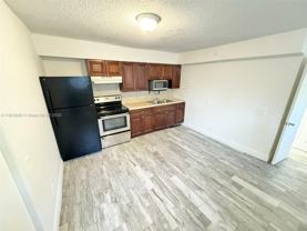 605 S J St #1A - Photo 1 of 1