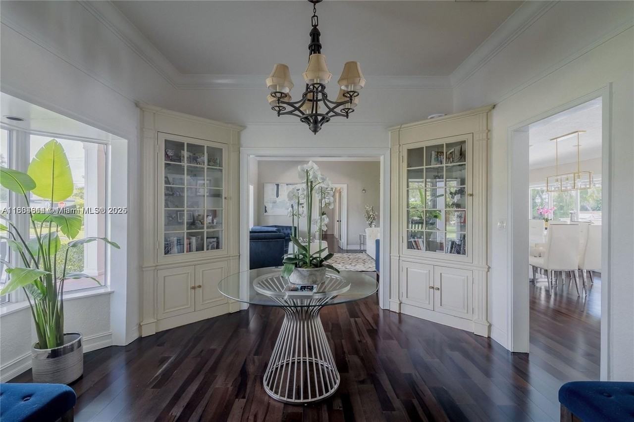 8500 Sw 70th St - Photo 3 of 50