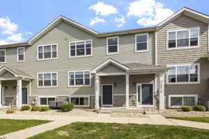 featured image of 1343 Carolyn Ct