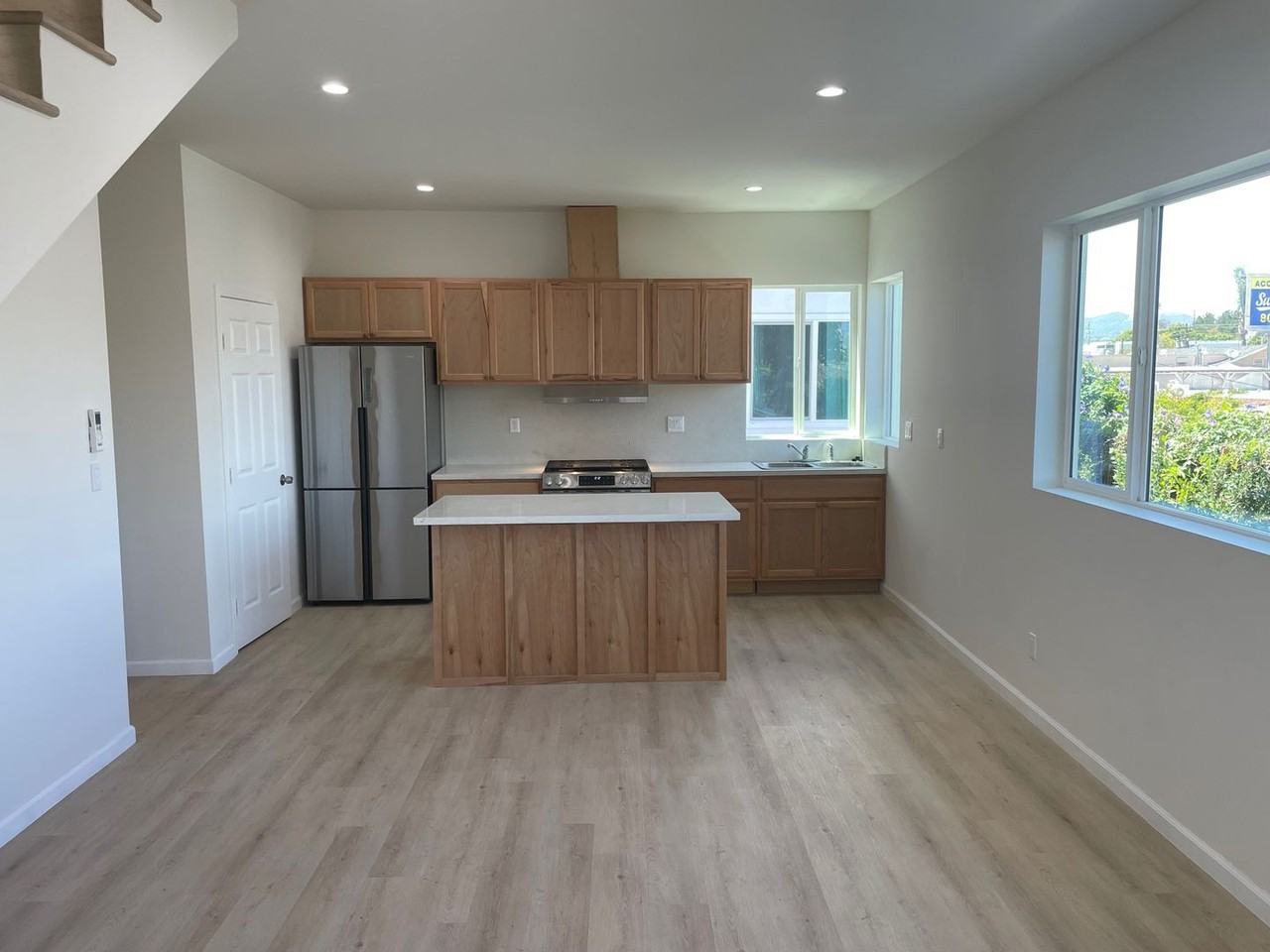 317 1/2 N Alvarado St - Photo 7 of 19