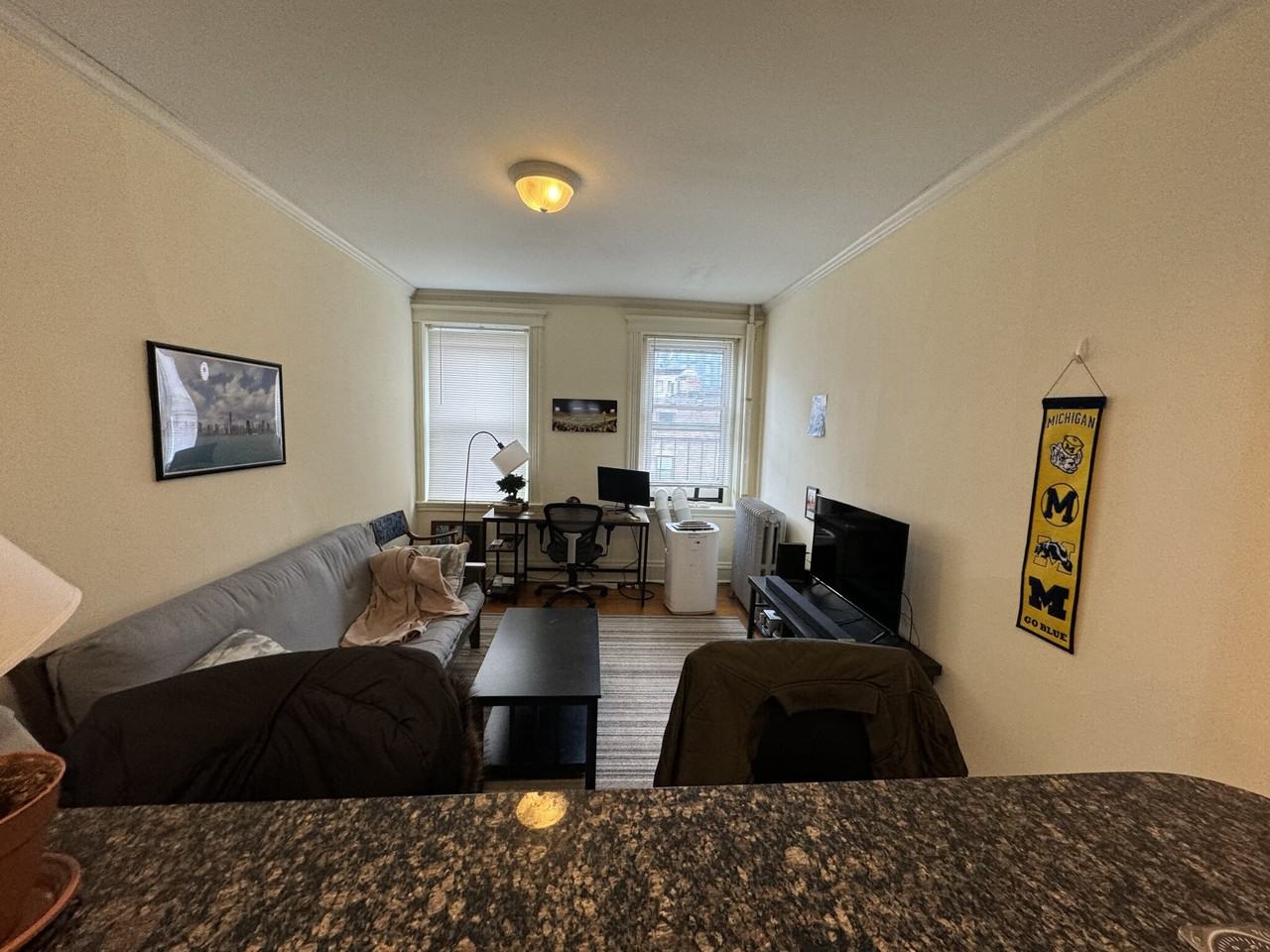 15 Queensberry St #32