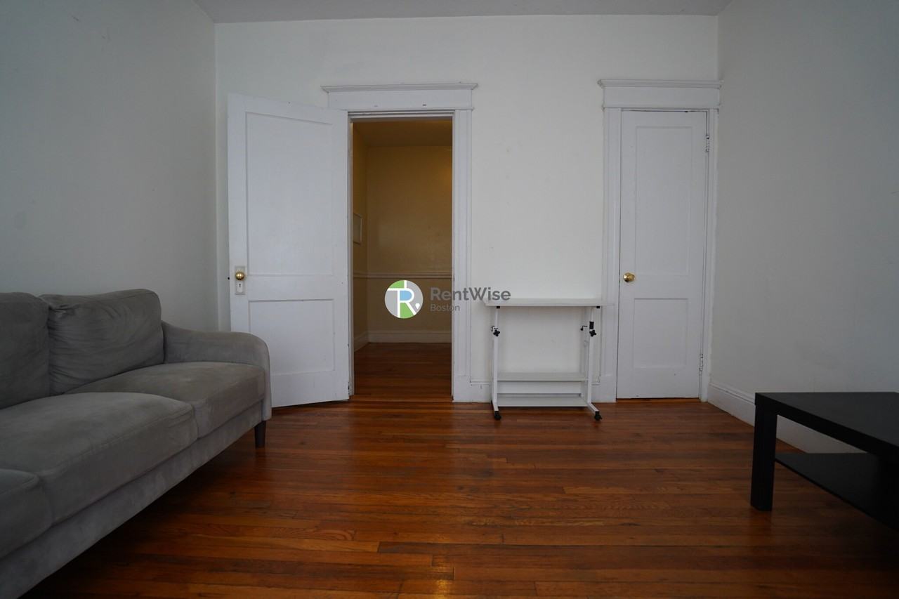 221 Kelton St #11 - Photo 2 of 12