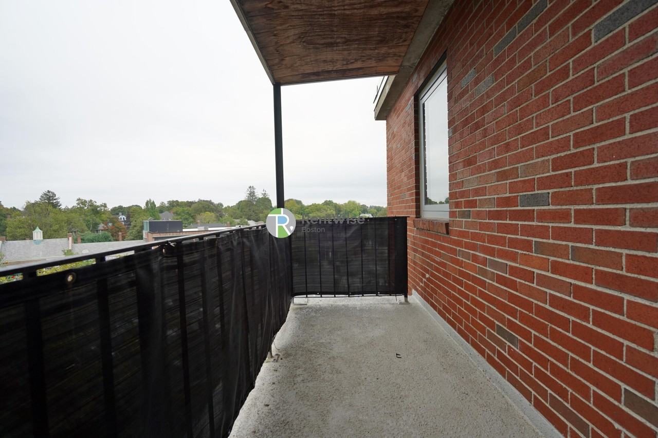 125 Trapelo Rd #37 - Photo 5 of 14