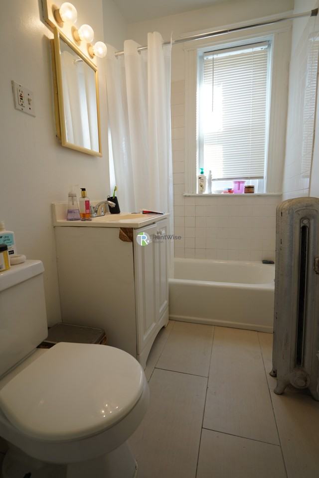 110 Warren St #20 - Photo 7 of 18