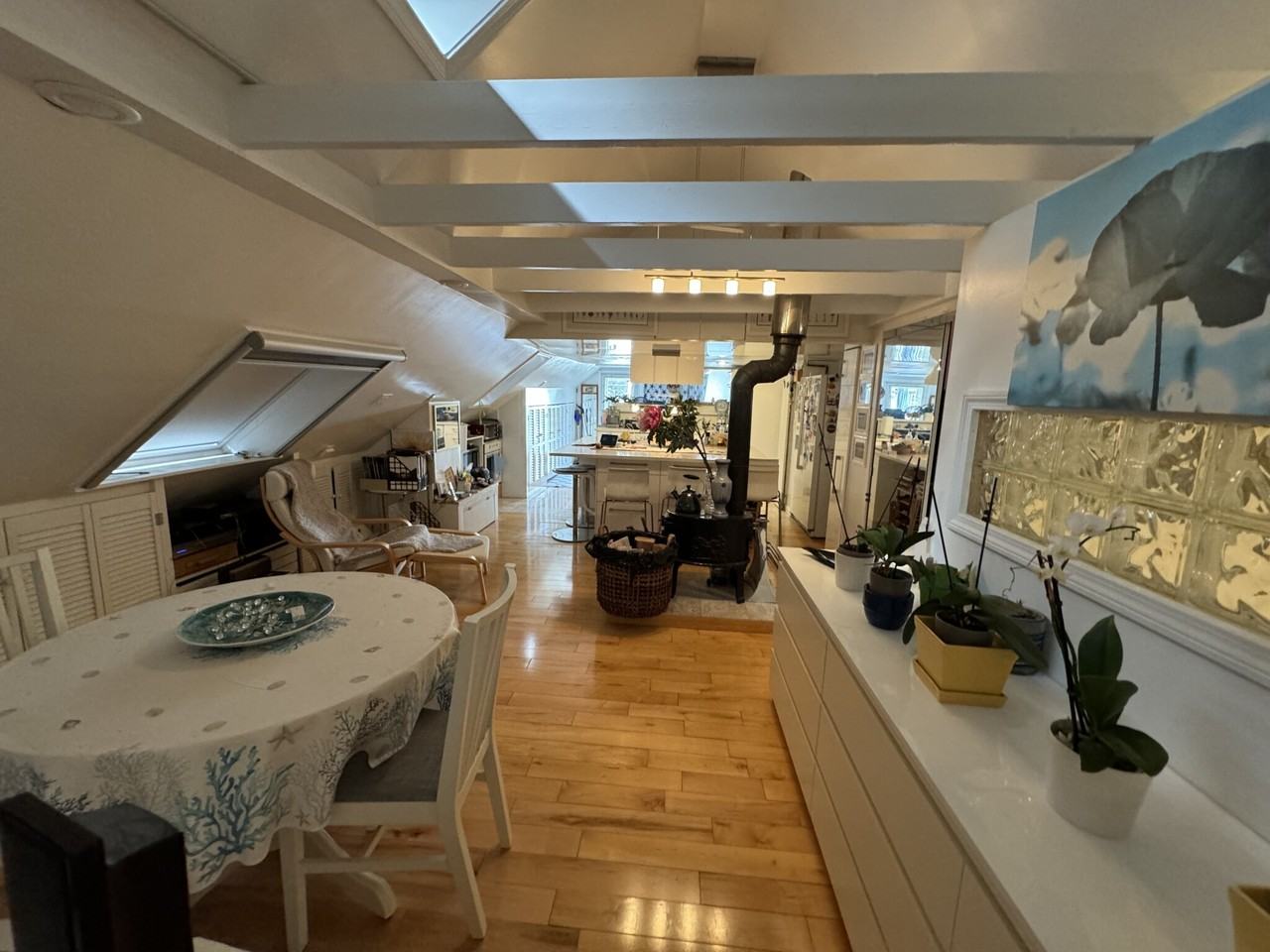 56 Hobson St #1 - Photo 4 of 31