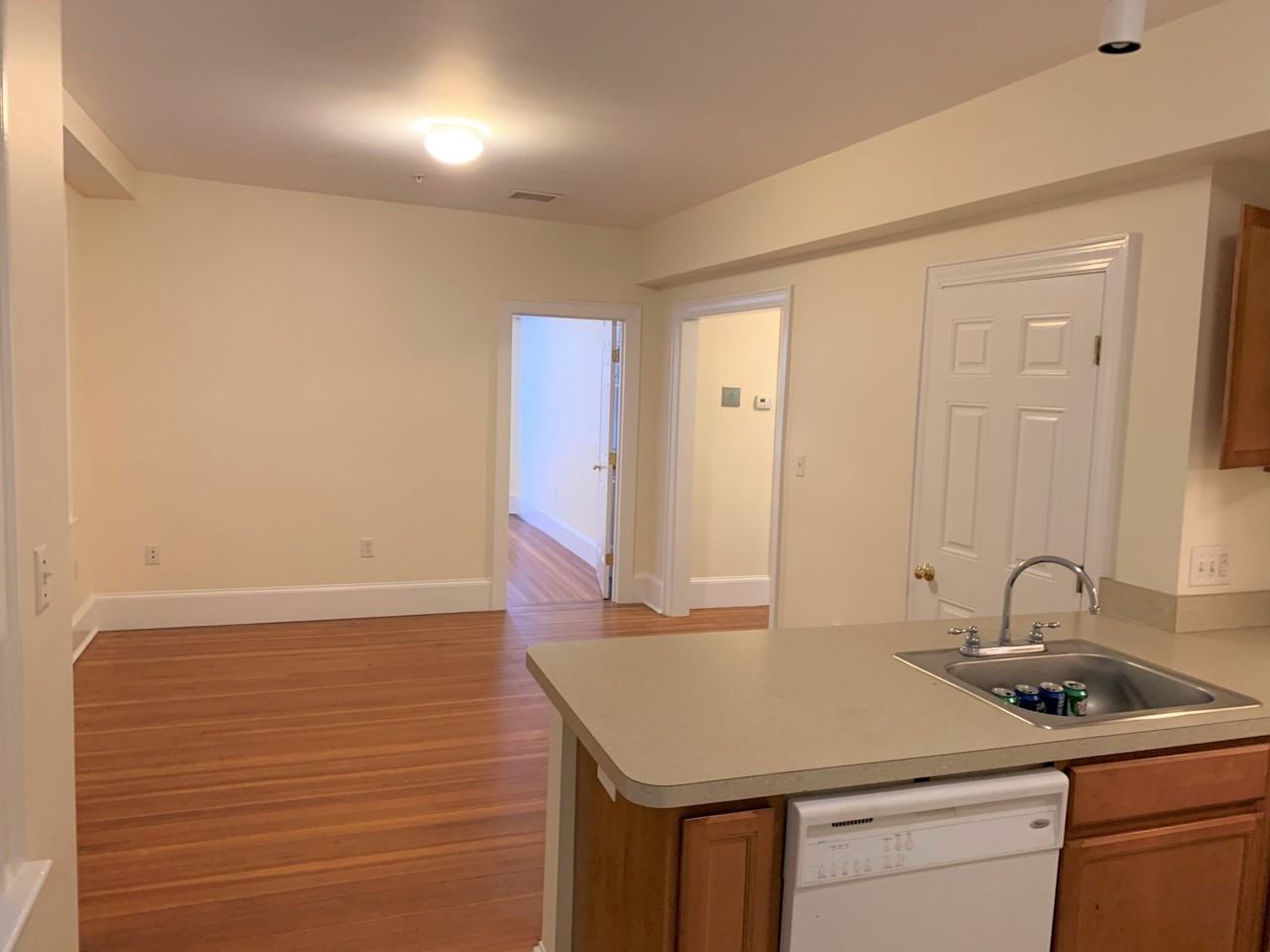 881 Massachusetts Ave #43 - Photo 6 of 18