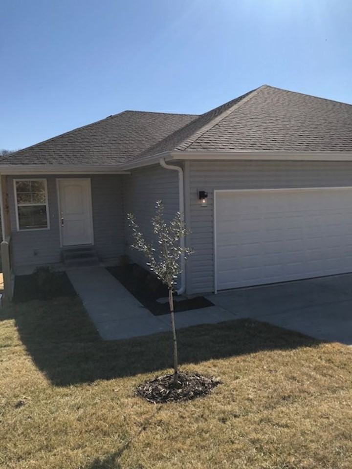 157 Rock Ridge Rd - Photo 4 of 30