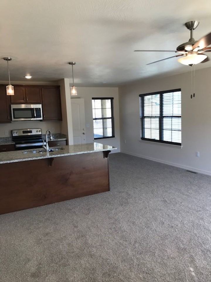 157 Rock Ridge Rd - Photo 5 of 28