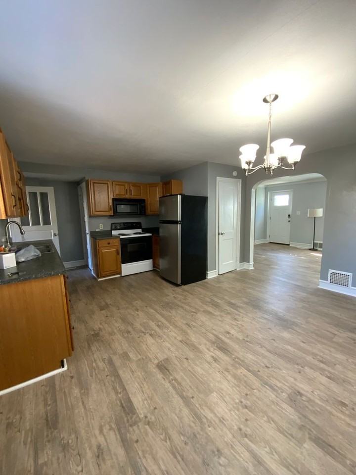 6231 High St - Photo 4 of 10