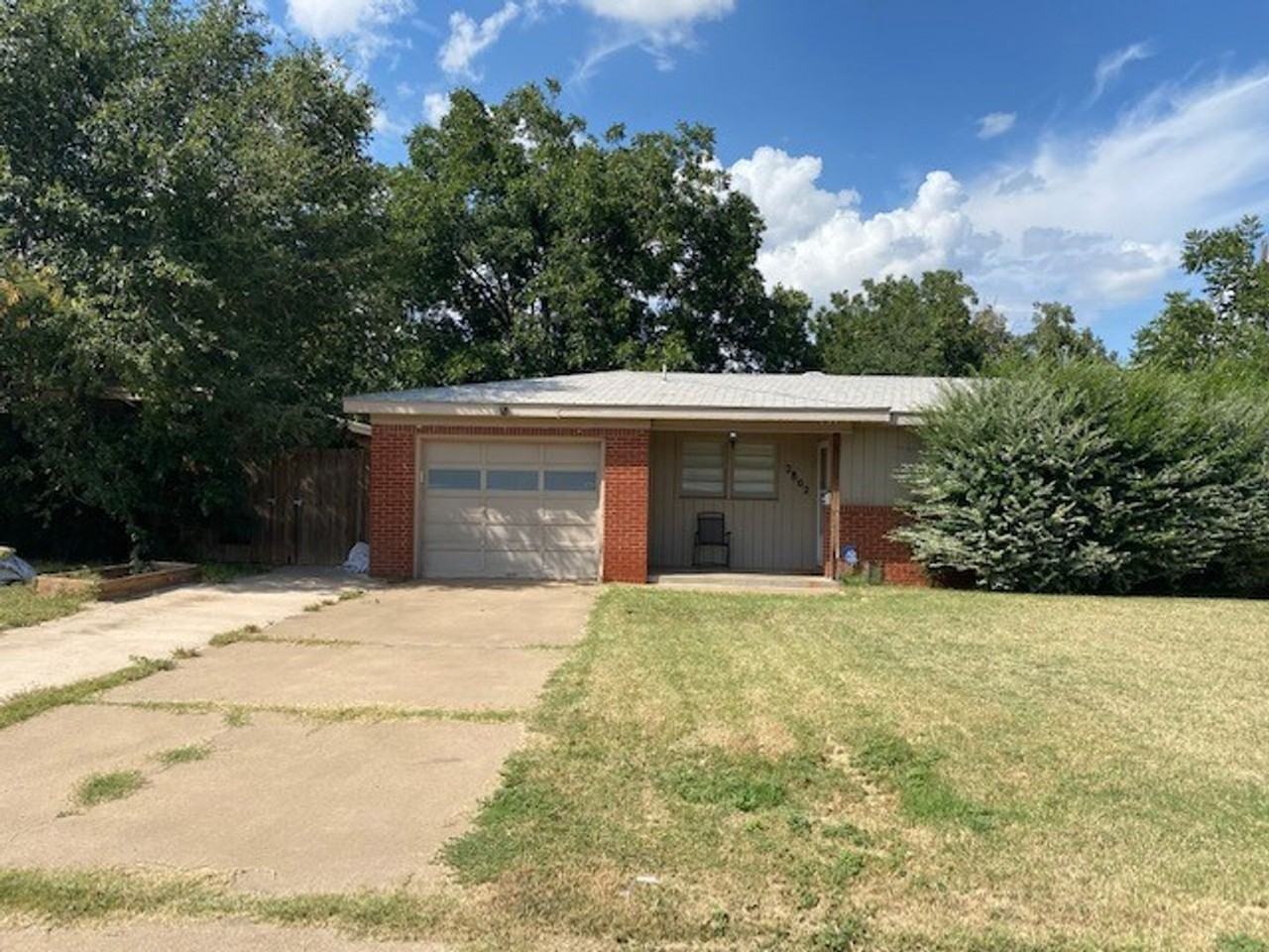 2802 54th St - Photo 3 of 10