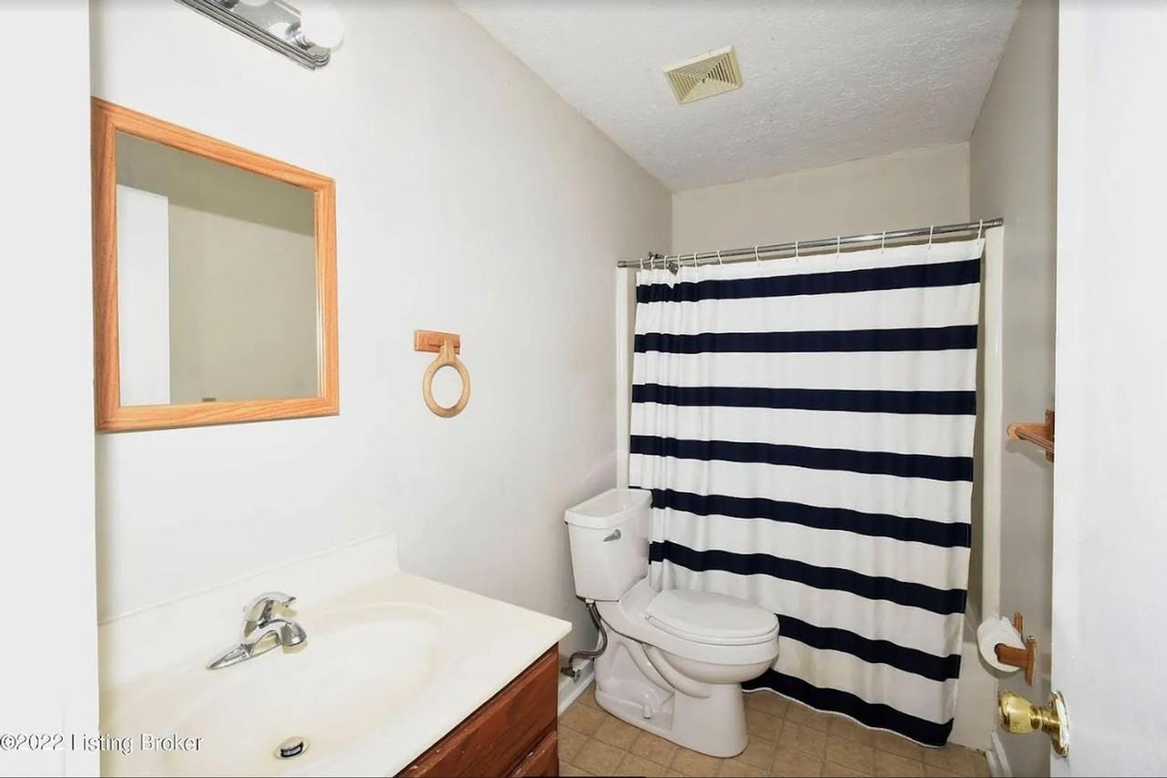 6618 Ashbrooke Dr - Photo 3 of 11