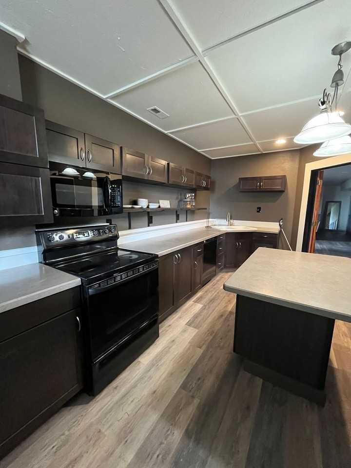 5535 Lester Rd - Photo 4 of 15