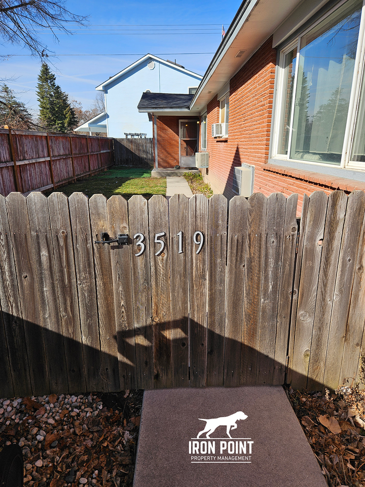 3519 N Woody Dr - Photo 2 of 22