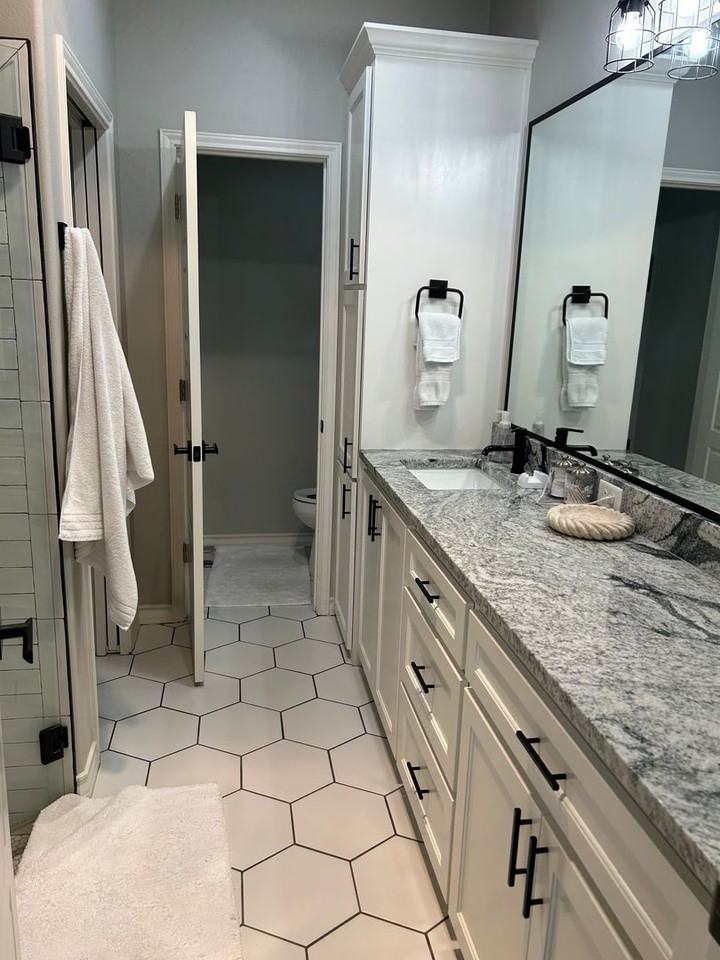 1104 N Granby Ave - Photo 6 of 22