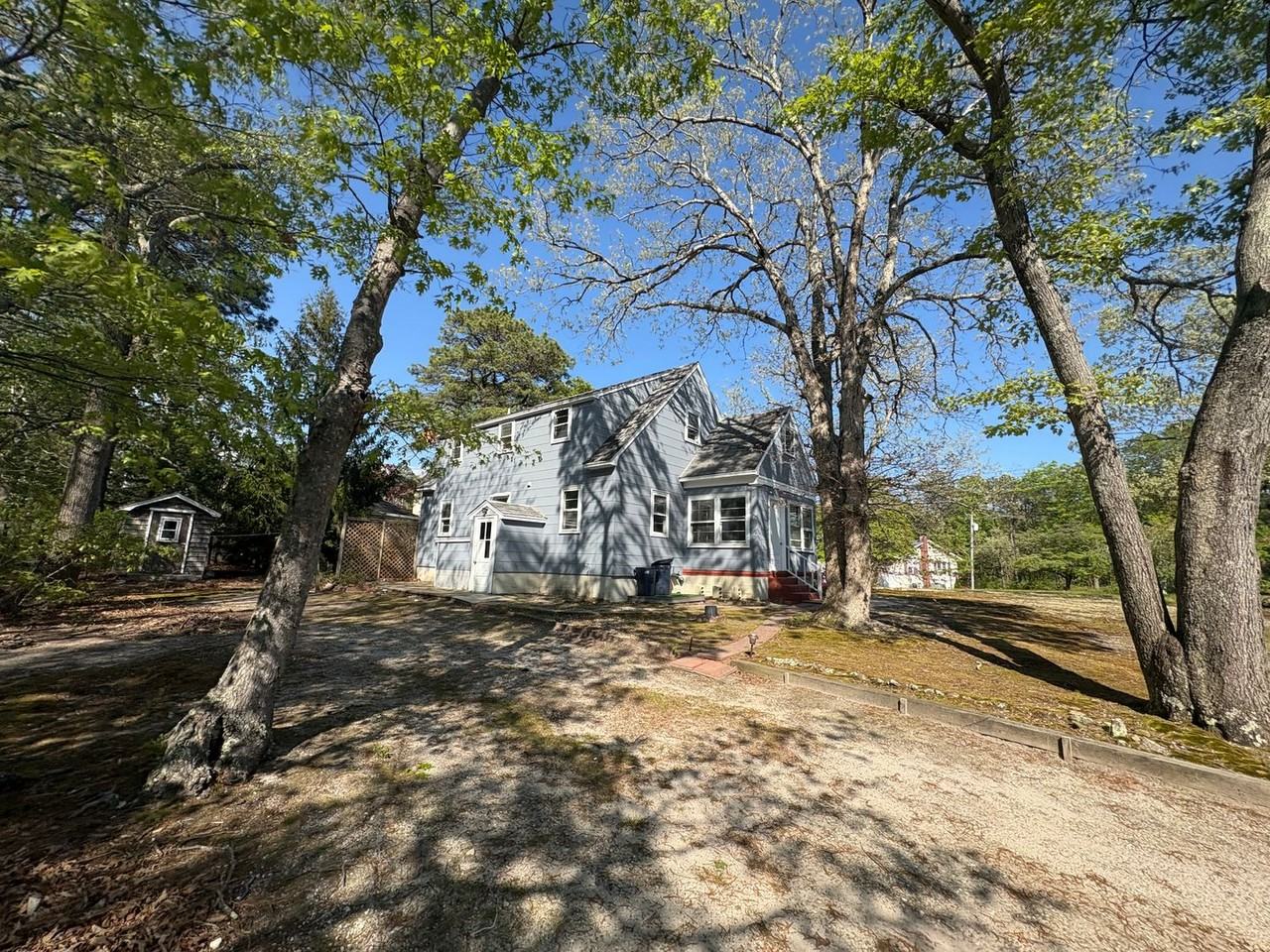 200 Burr Street Ext - Photo 3 of 26
