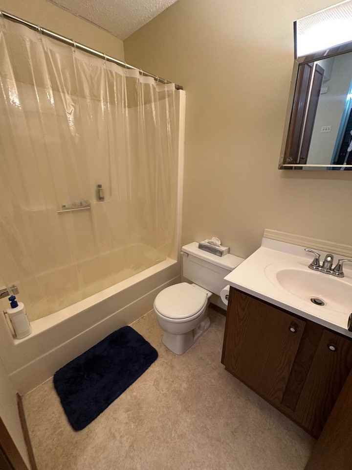 518 N Oak St - Photo 5 of 5