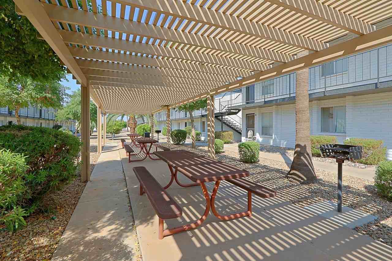 North Edge Apartments - Photo 6 of 38