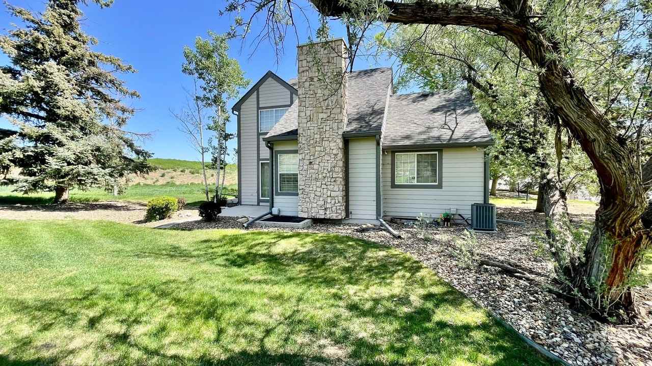 330 Cobblestone Dr - Photo 3 of 29