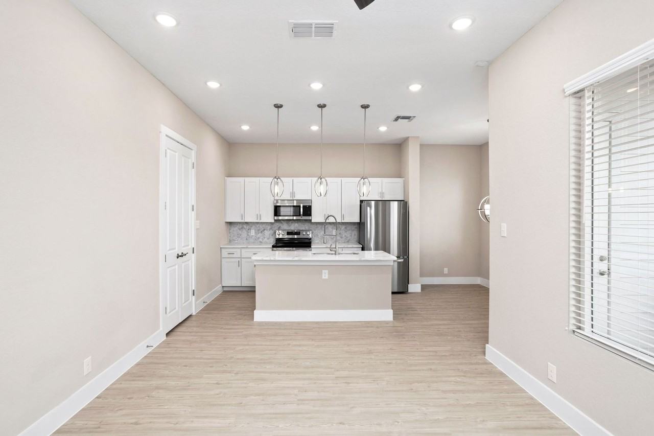 11831 Zarkava Way - Photo 7 of 32