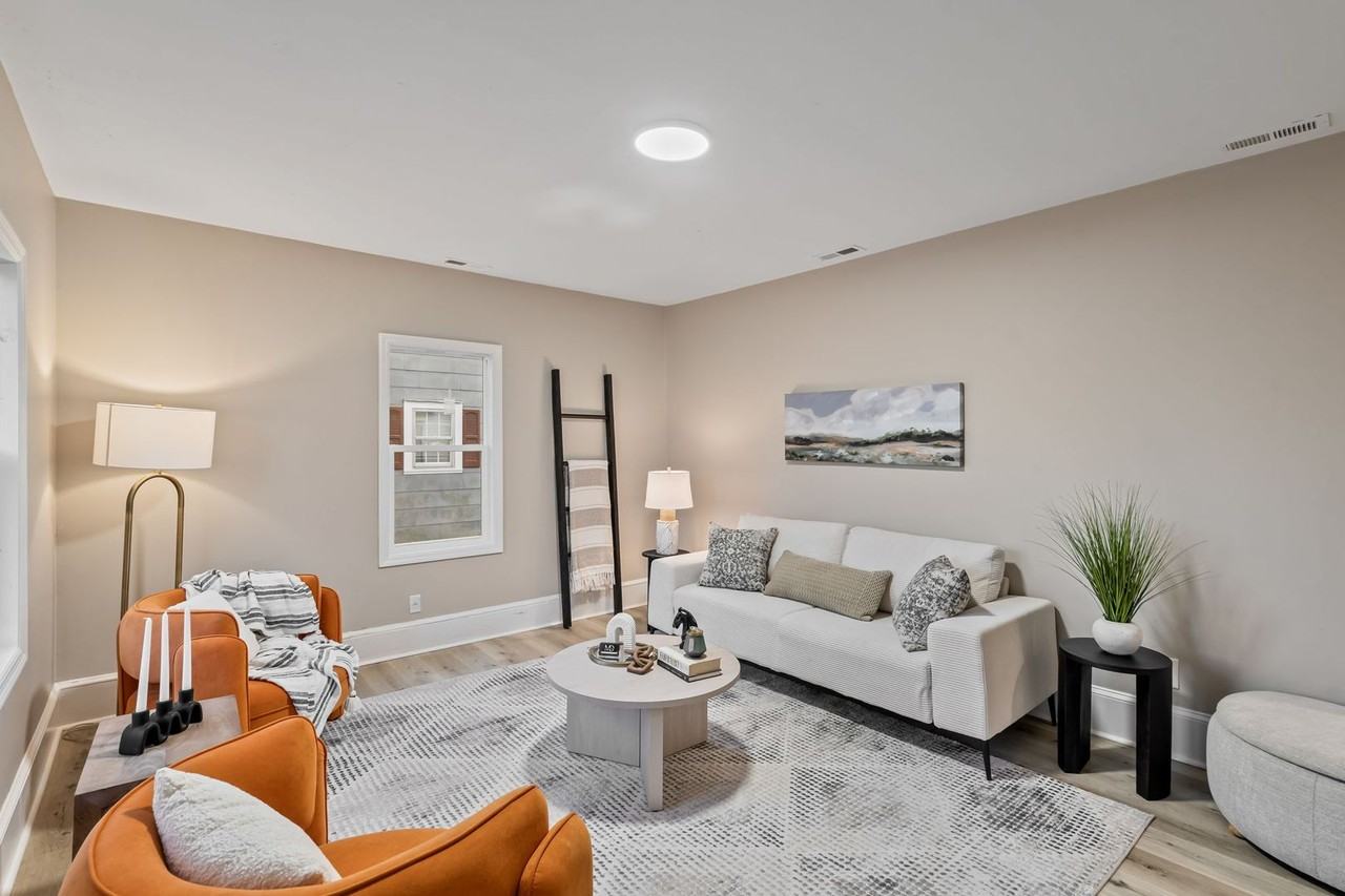 1304 S 14th St - Photo 3 of 16