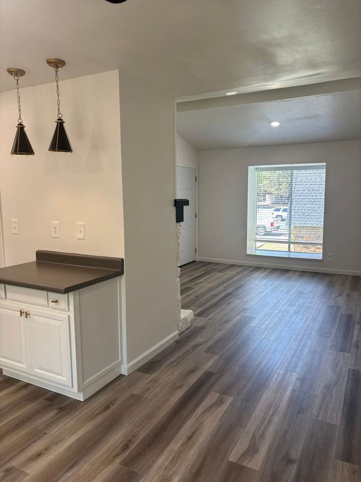 4406 E 68th St #472 - Photo 4 of 18