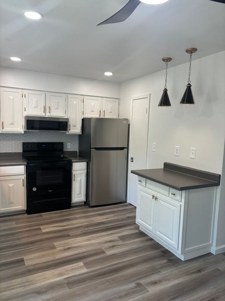 4406 E 68th St #472 - Photo 6 of 18