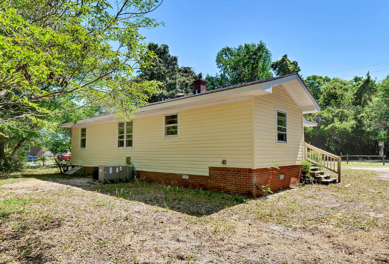 133 Hinton Avenue - Photo 3 of 24
