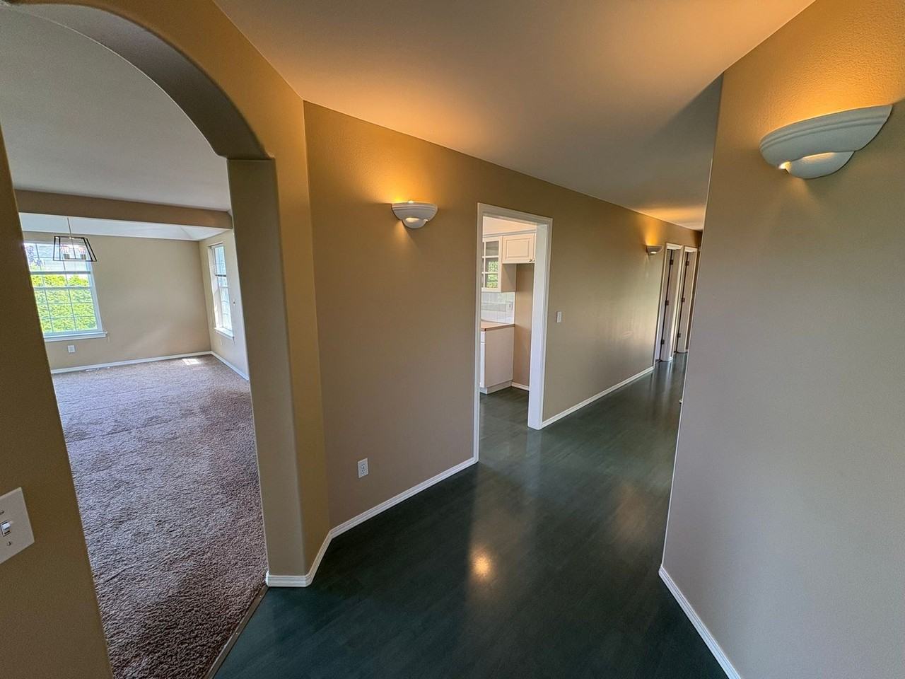 1717 Bakerview Ct - Photo 2 of 24