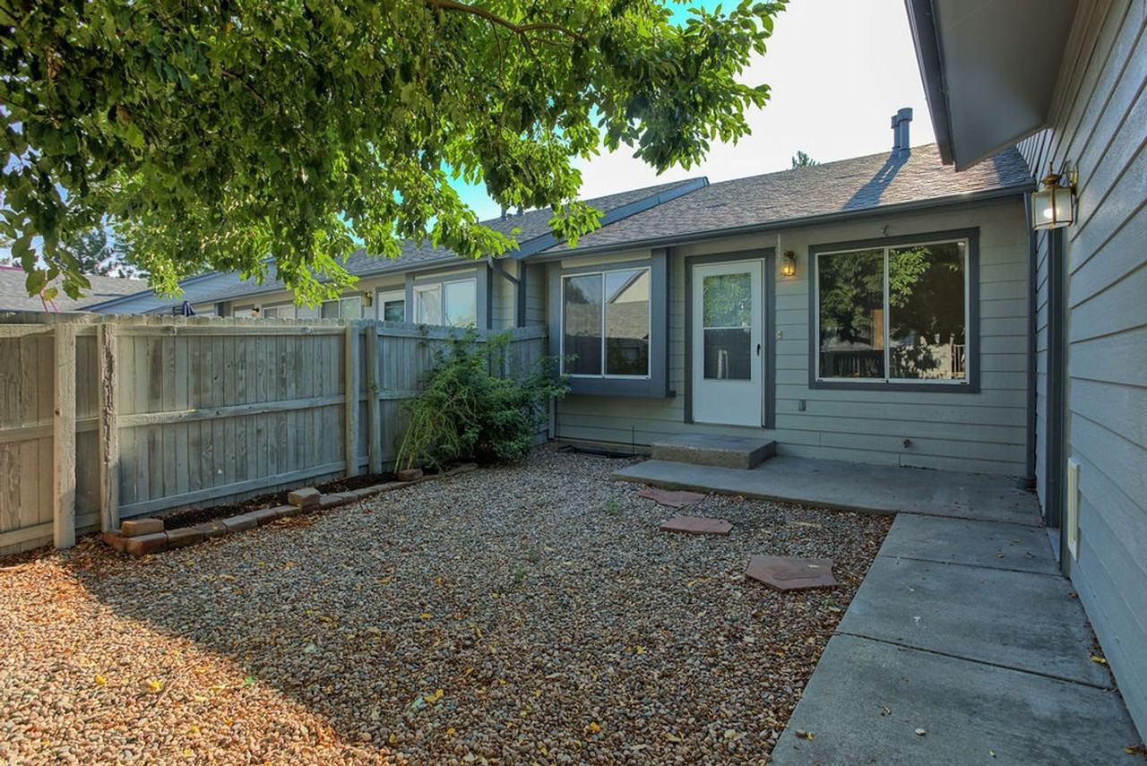 3025 W Stuart St - Photo 3 of 27