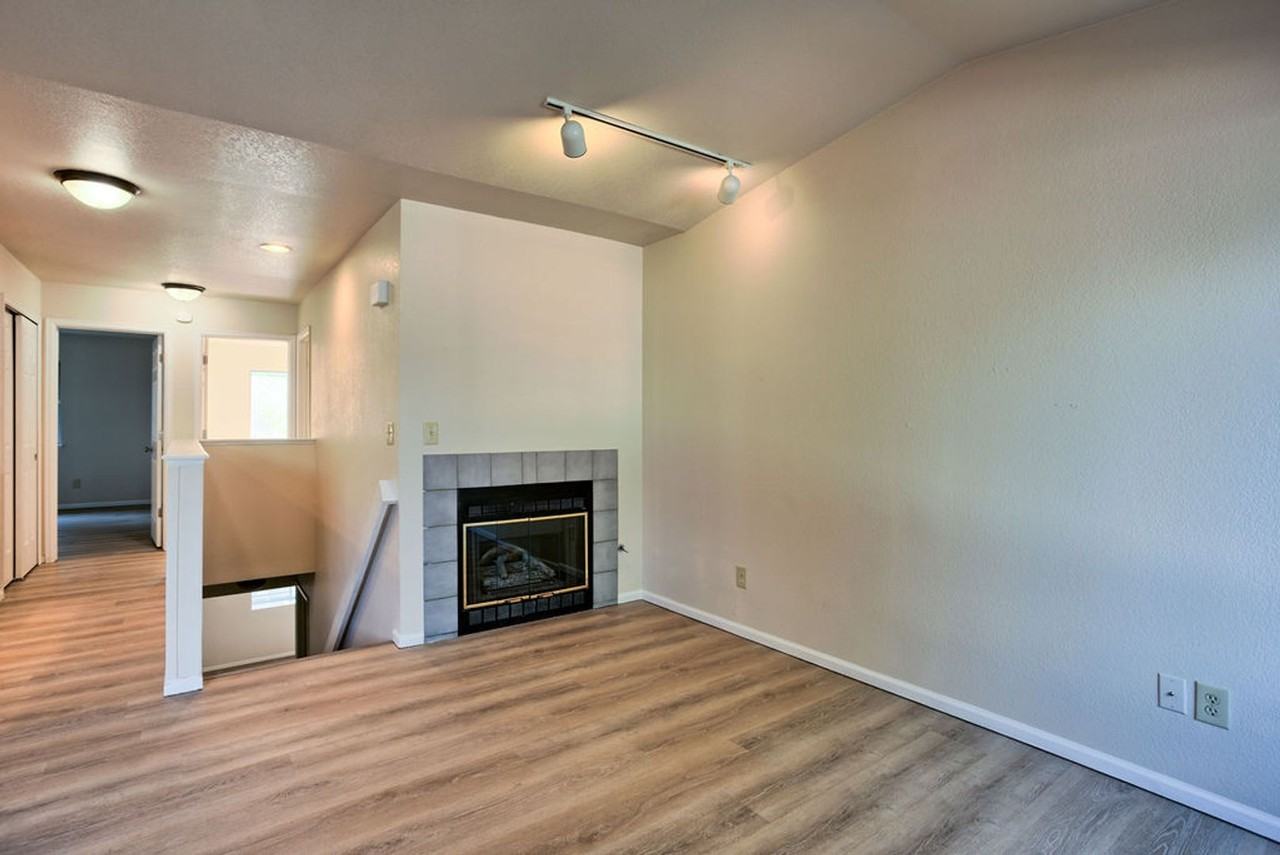 3025 W Stuart St - Photo 2 of 28