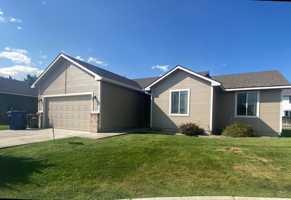 featured image of 403 E Windsor Ct