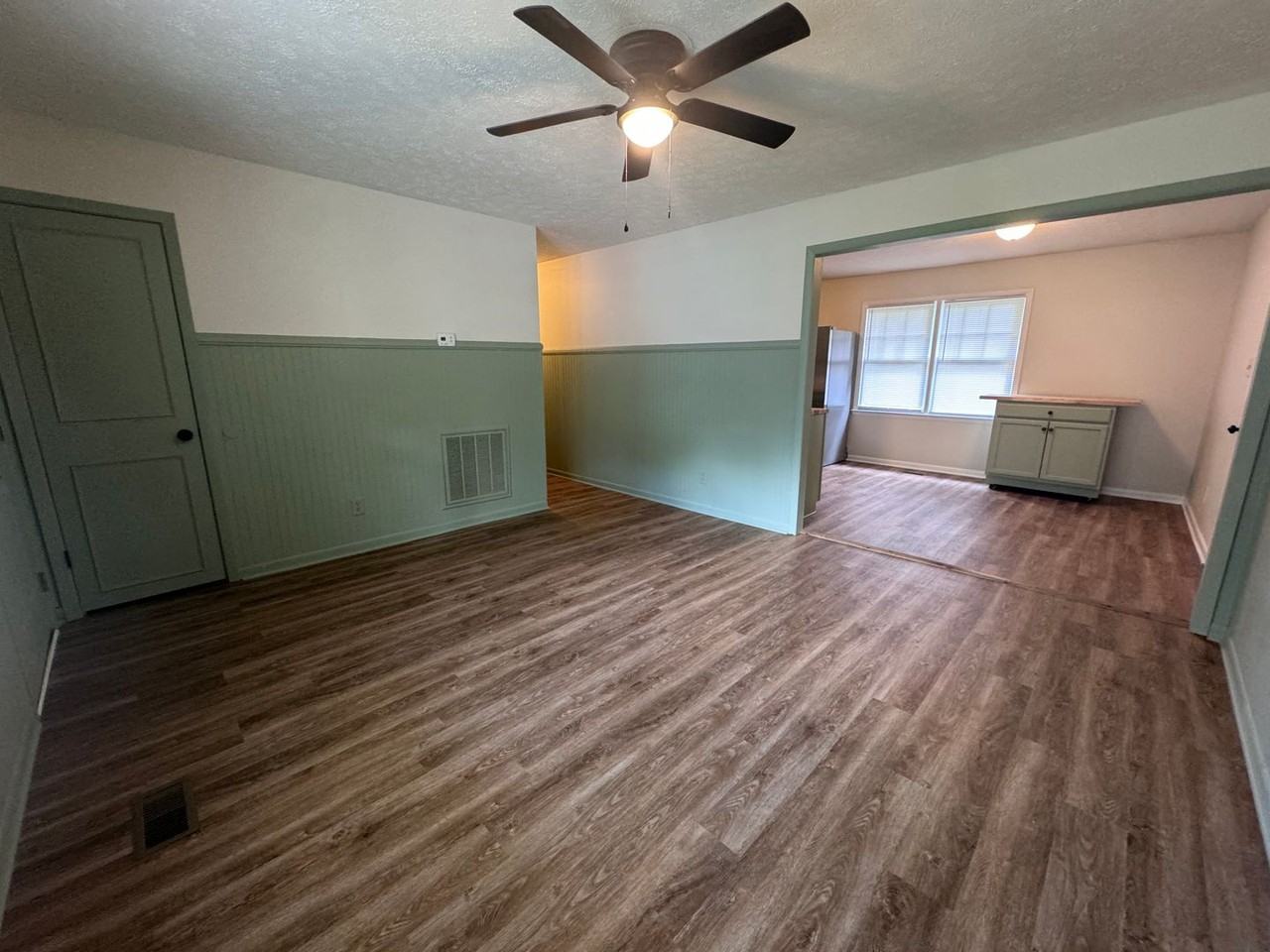 652 Monagan St - Photo 5 of 31