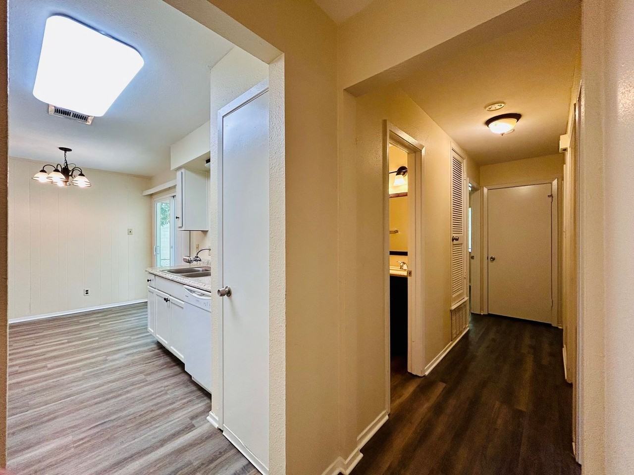 5226 Pine Pl - Photo 3 of 16