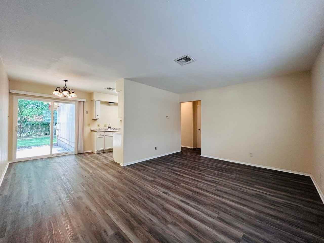 5226 Pine Pl - Photo 5 of 16