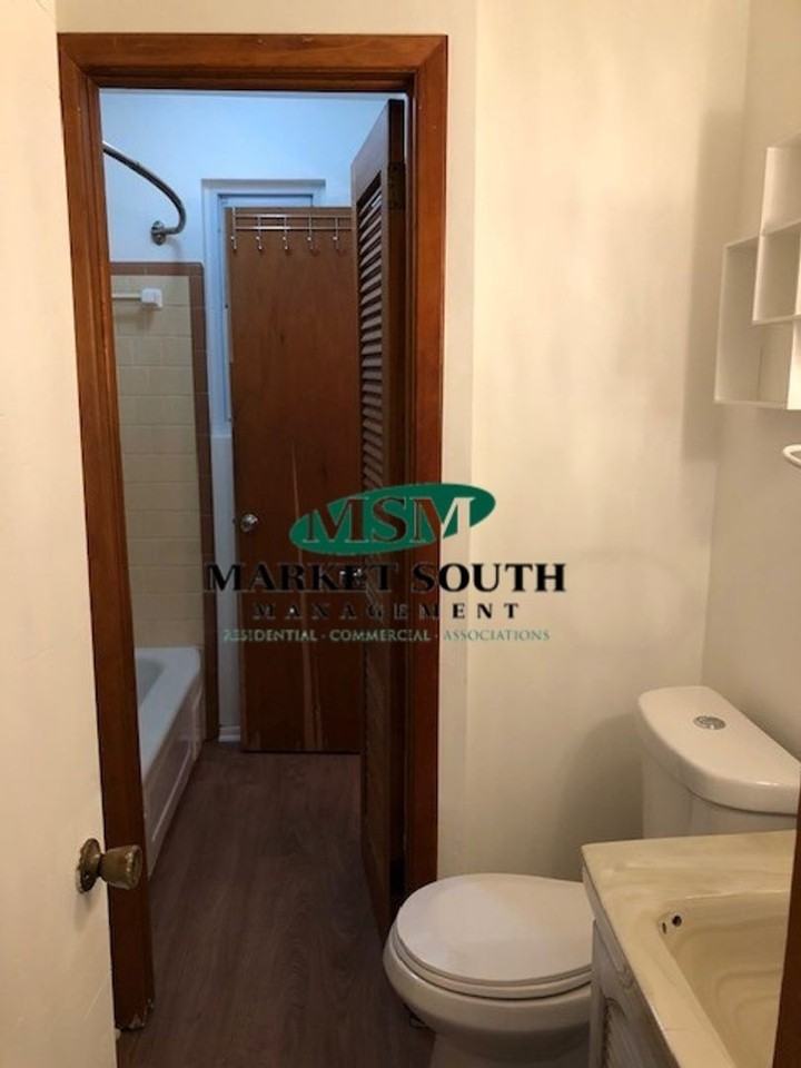 303 Edgewater Rd - Photo 7 of 16