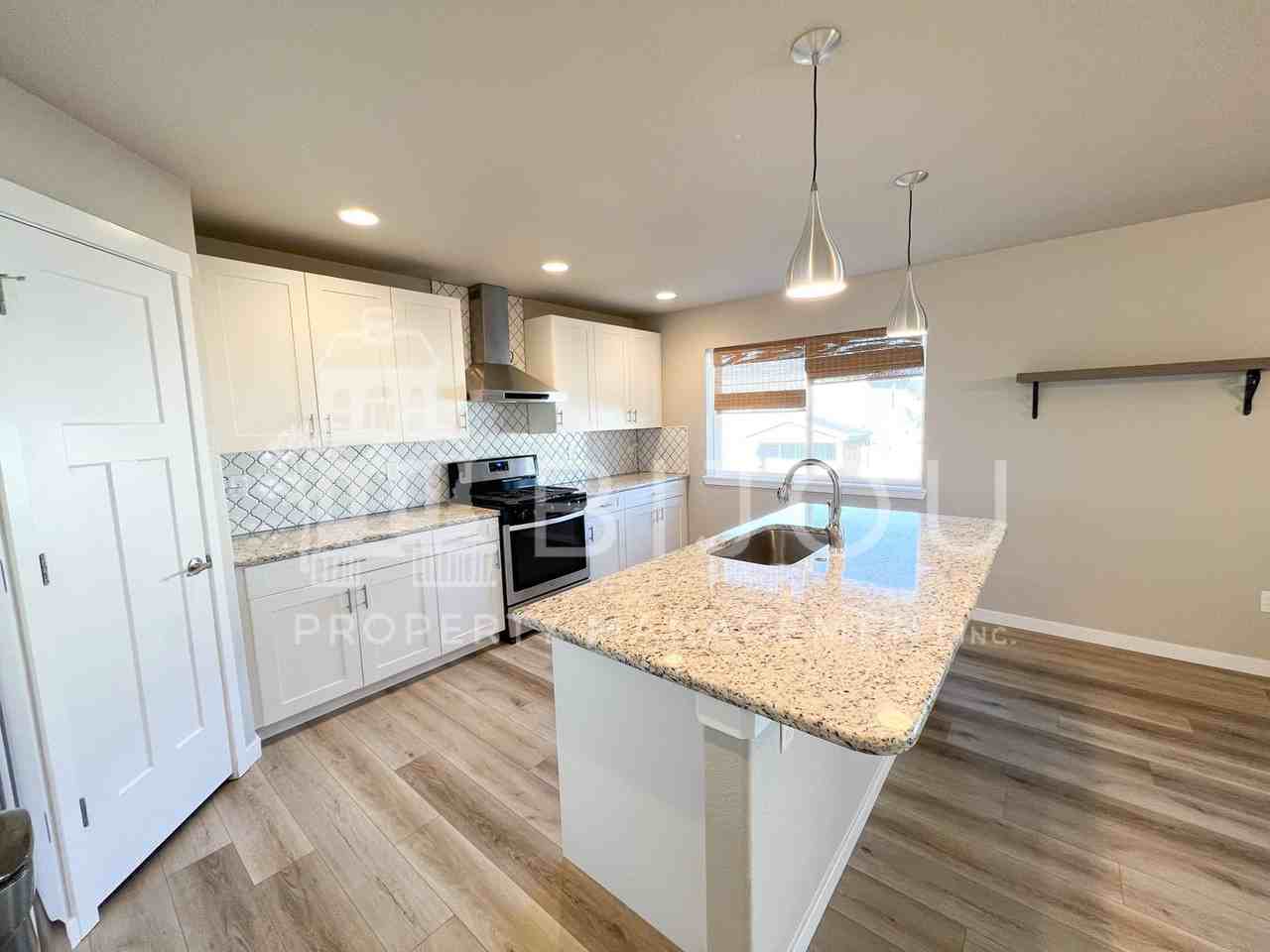 4908 Wolf Moon Dr - Photo 5 of 33