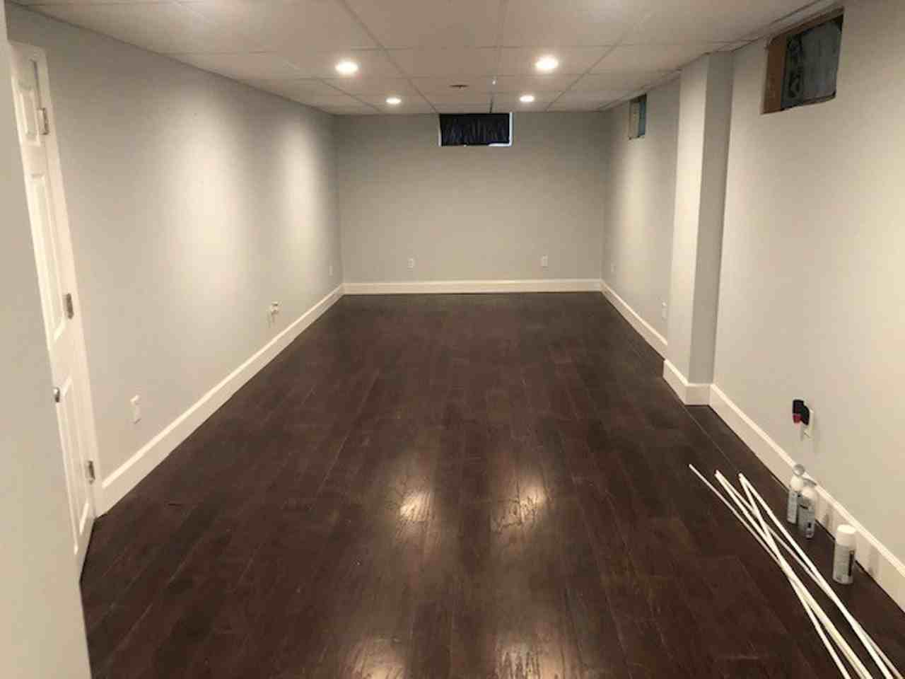 808 17th St - Photo 3 of 16