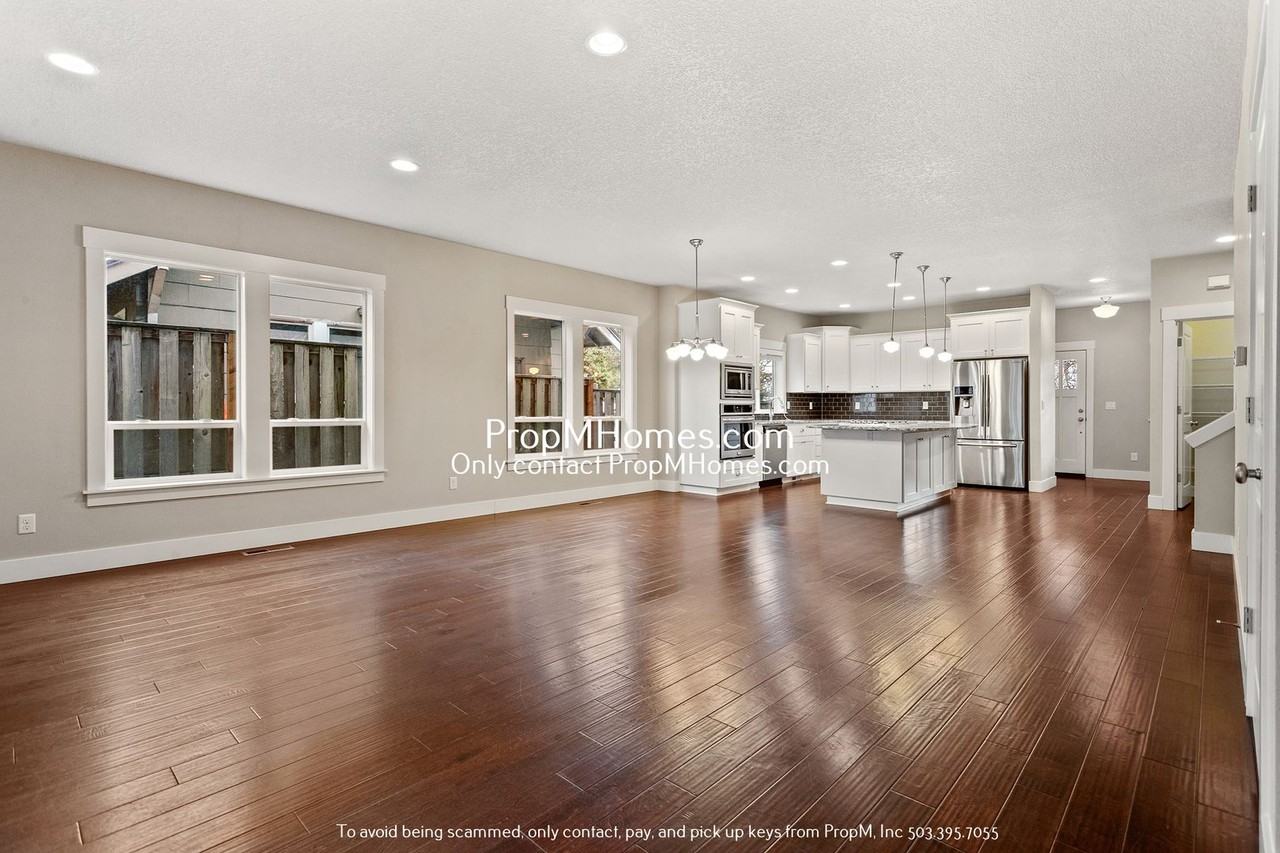 2727 Sunset Ave - Photo 3 of 27