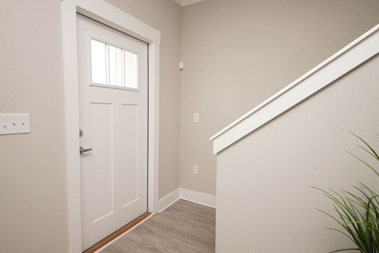 392 Date Palm Ln - Photo 5 of 37