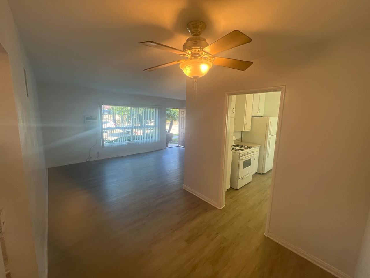 4028 Perlita Ave #06 - Photo 3 of 9